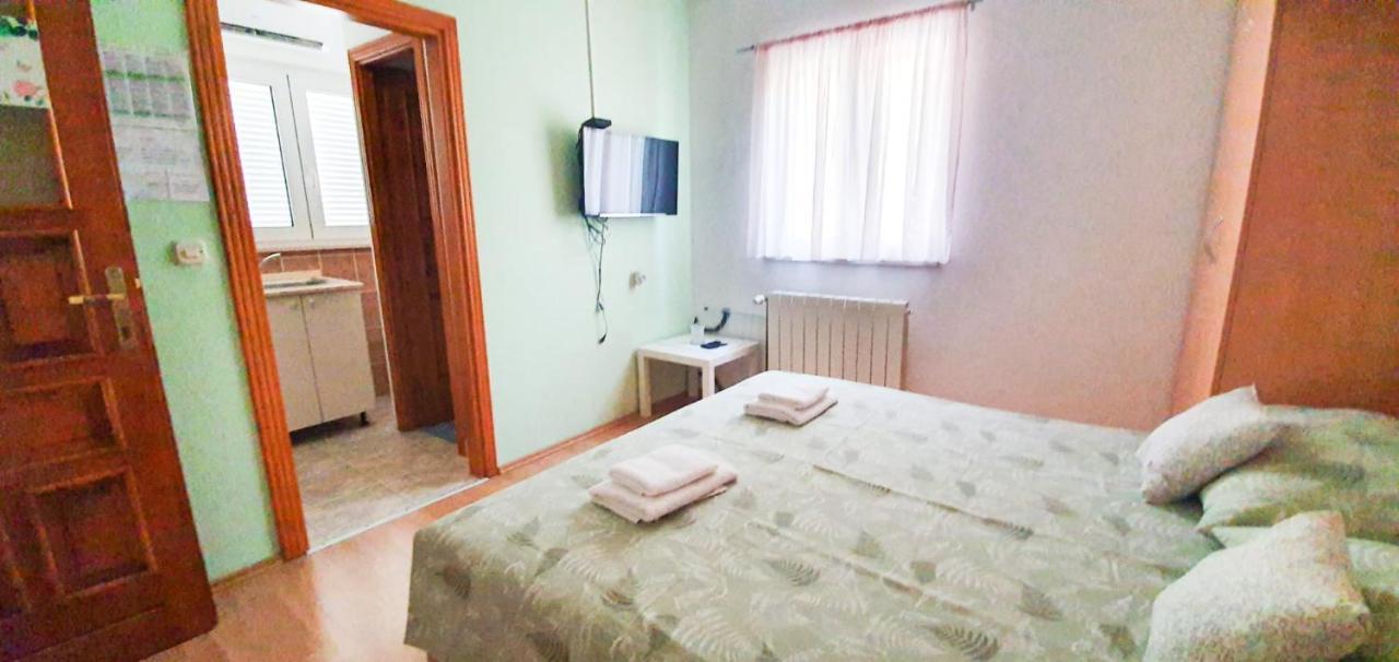 Apartments Sara Подстрана Екстериор снимка