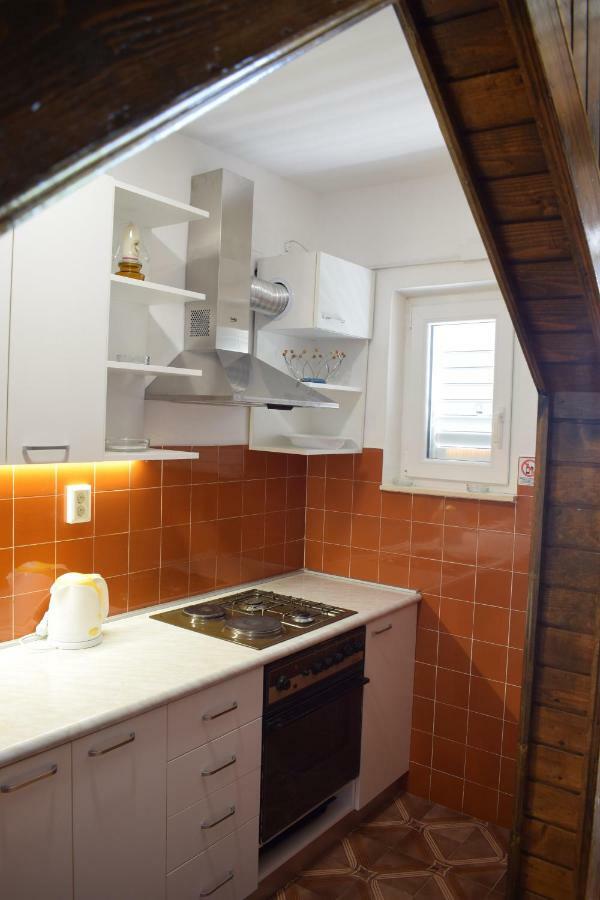 Apartments Sara Подстрана Екстериор снимка
